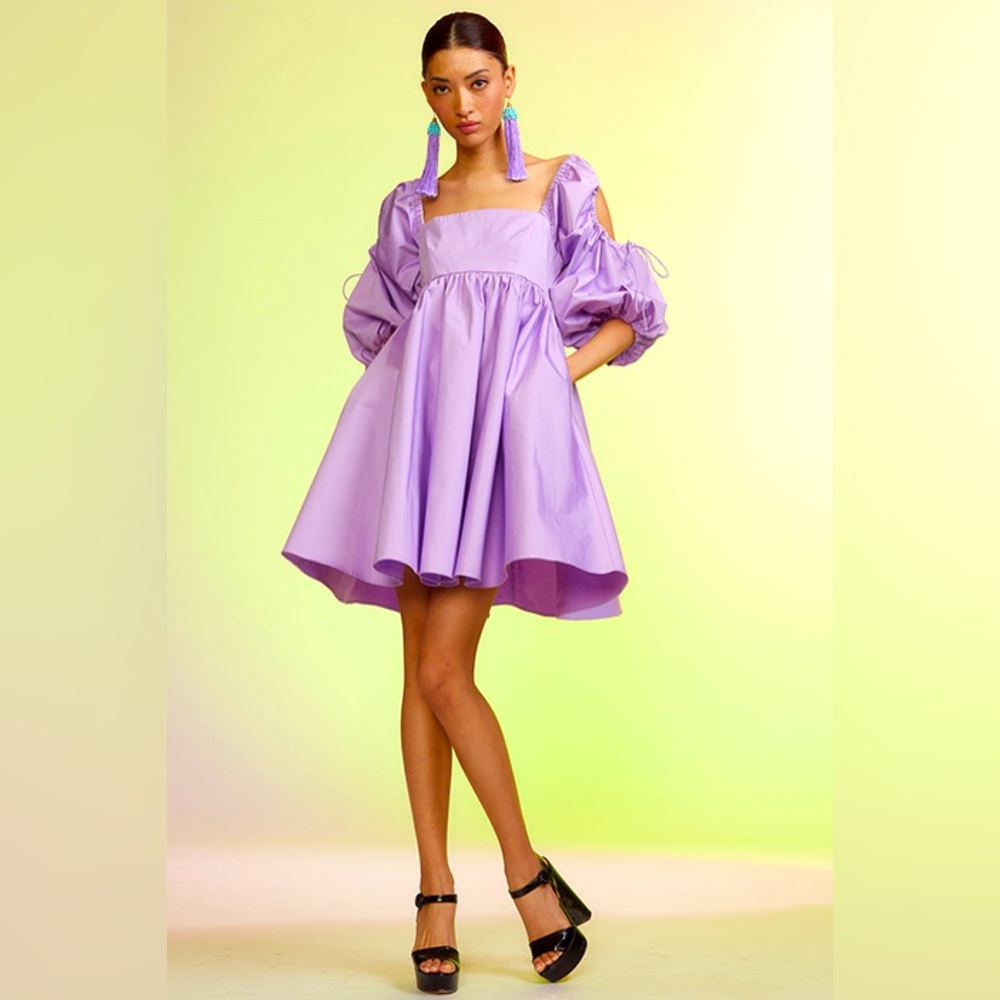 NWT Cynthia Rowley Halle cold shoulder puff dress in lavender, size 6 fits large